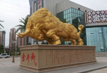 商丘鎏金开荒牛铜雕像，城市街道景观动物雕塑