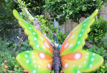 商丘中领雕塑蝴蝶情缘彩绘雕塑，由专业艺术家制…