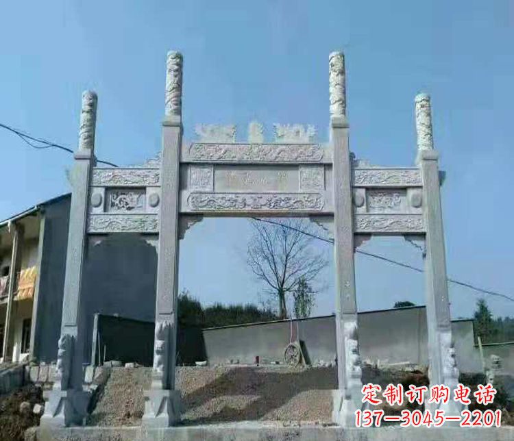 商丘三门仿古牌坊石雕，精致雕刻典雅之美