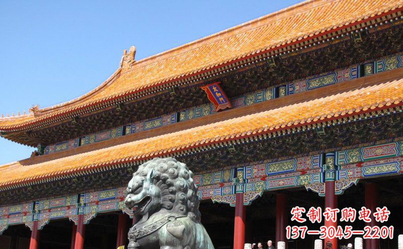 商丘寺庙门口青铜狮子雕塑