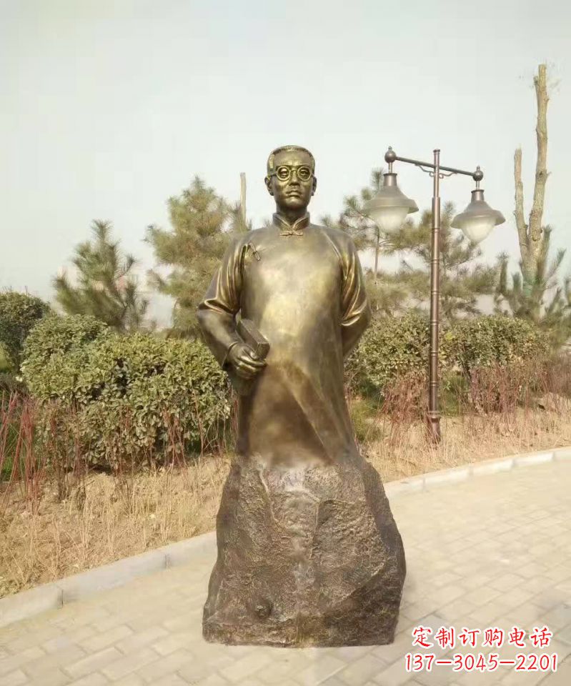 商丘陶行知人物铜雕1