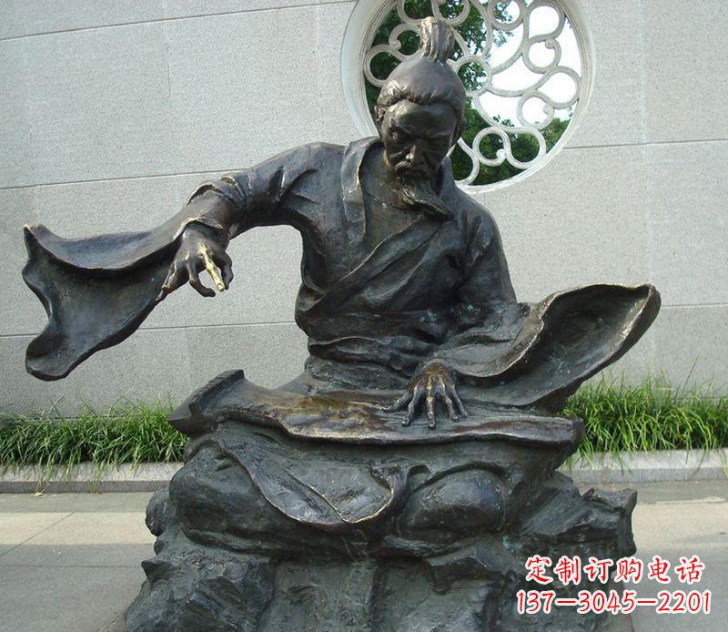 商丘铜雕弹钢琴