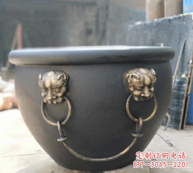 商丘铜雕故宫水缸
