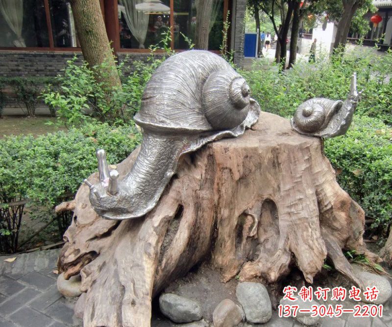 商丘铜雕母子蜗牛