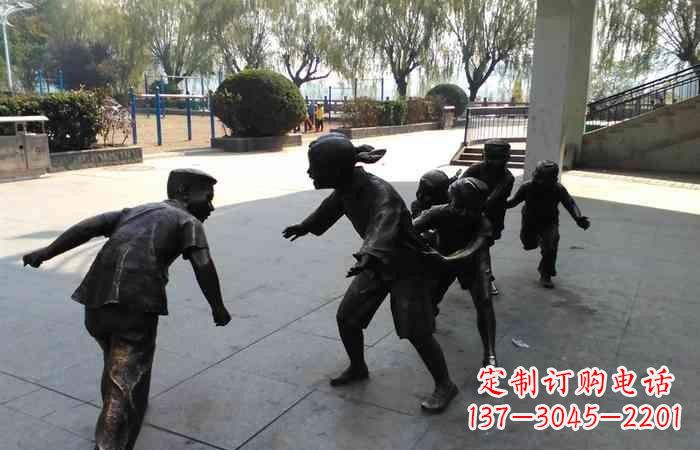 商丘玩老鹰捉小鸡的儿童铜雕222
