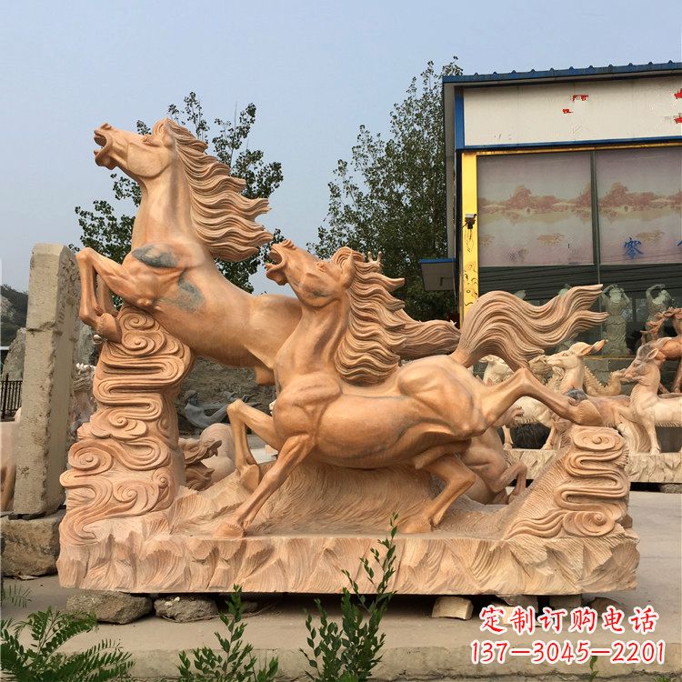 商丘晚霞红奔马群雕