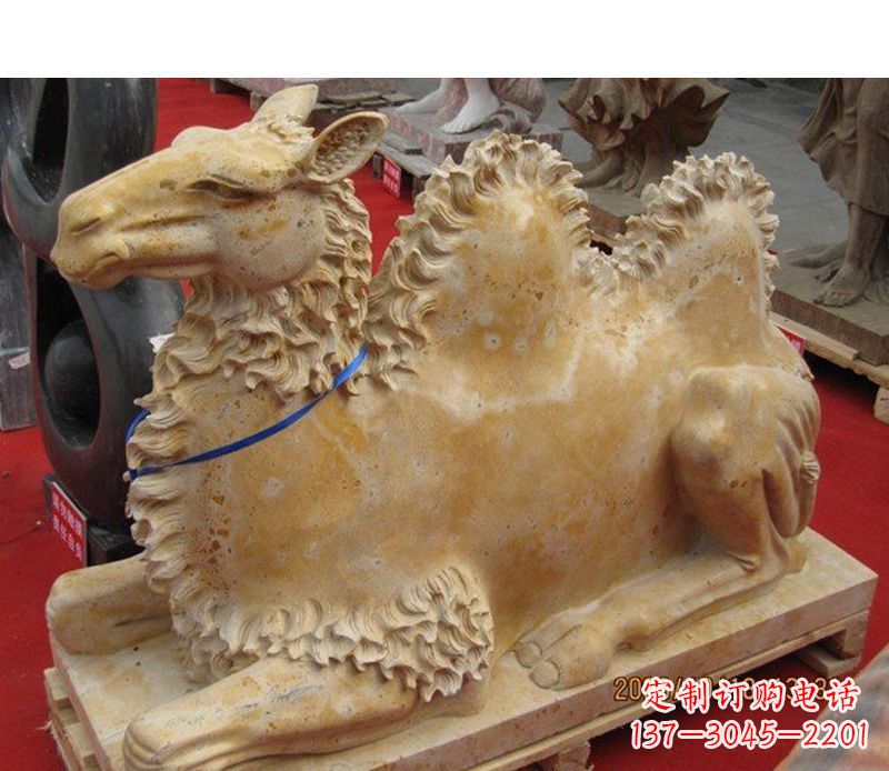 商丘晚霞红动物骆驼石雕