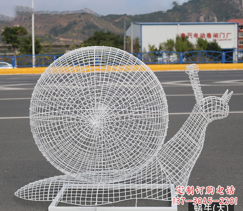 商丘蜗牛镂空不锈钢景观雕塑