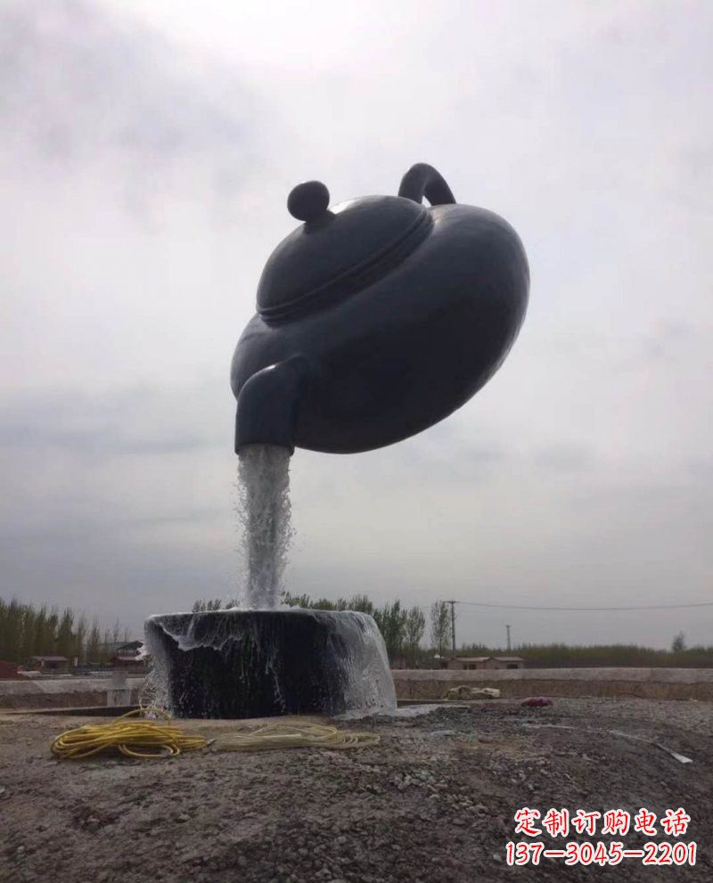 商丘新疆流水的茶壶铜雕