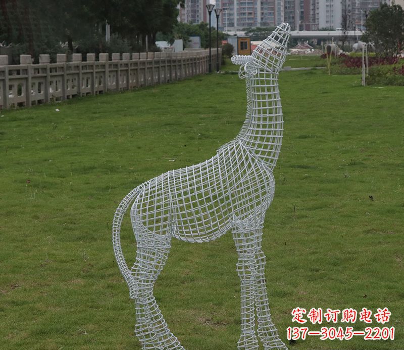 商丘园林镂空仰头麋鹿不锈钢雕塑