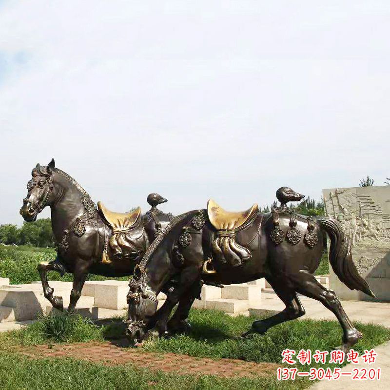 商丘战马群公园景区动物情景雕塑