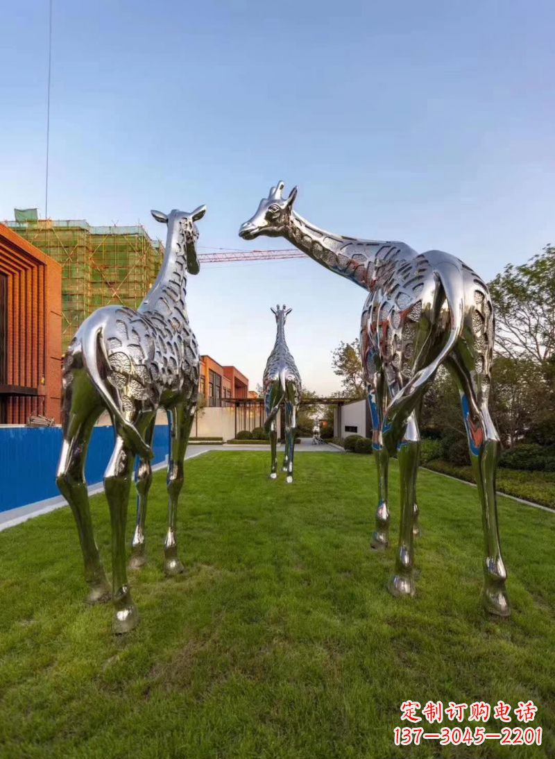 商丘长颈鹿不锈钢雕塑 