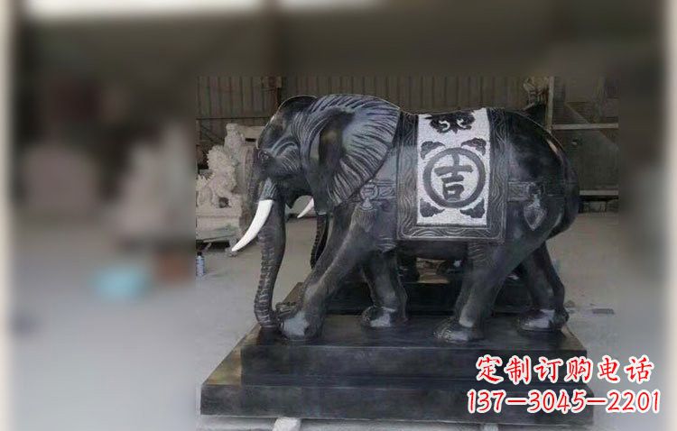 商丘中国黑石材大象雕塑