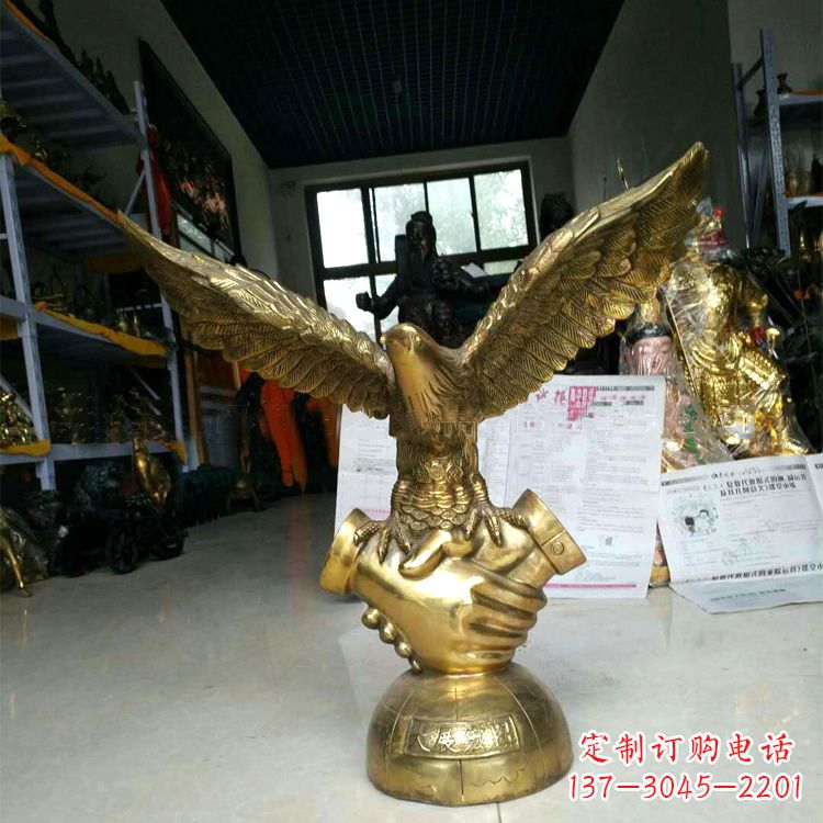 商丘铸铜老鹰雕塑大展宏图