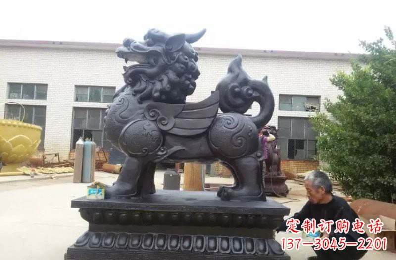 商丘铸铜门口貔貅雕塑